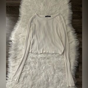 Brandy Melville Cropped Long sleeve in White One Size